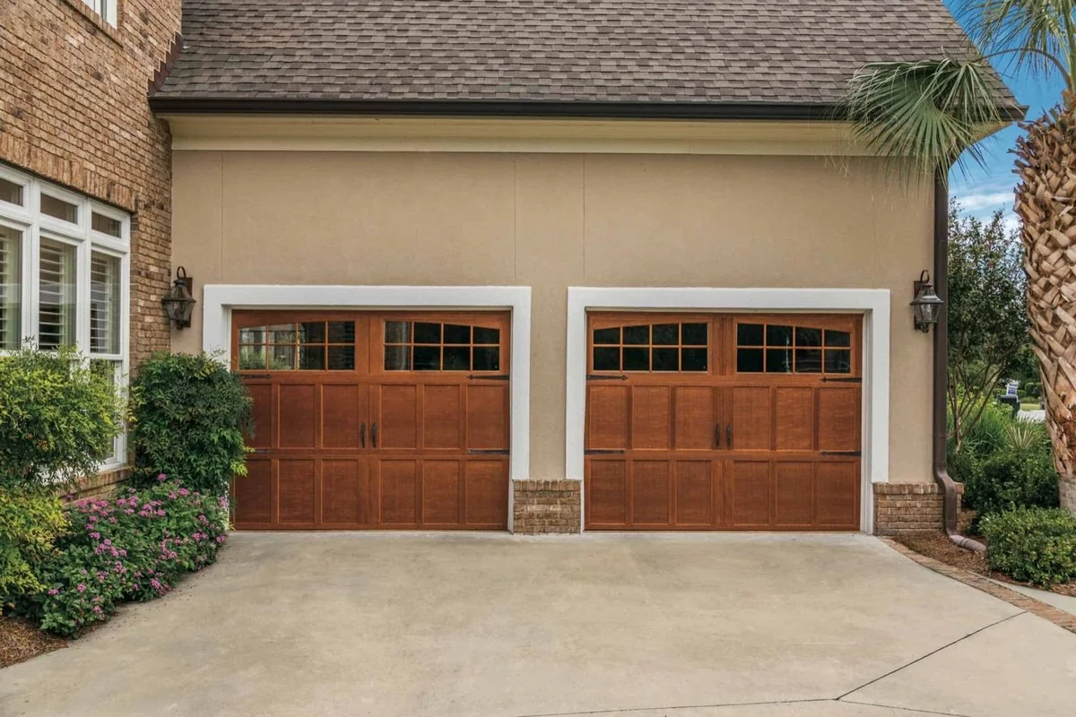 Chamberlain garage door repair in Freeport - same-day service
