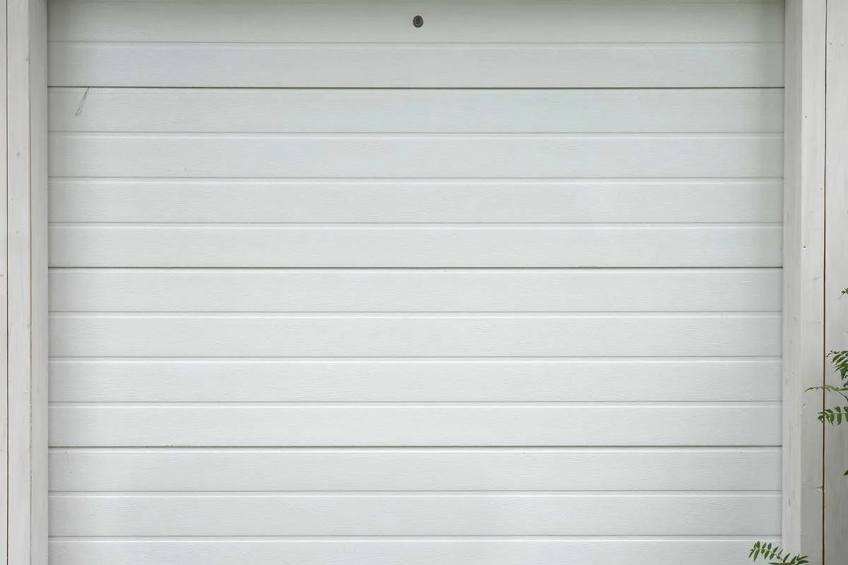 Commercial Repair in Middletown, NY - same-day garage door service